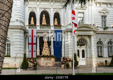 Weihnachtsbeleuchtung in Tiflis Innenstadt Stockfoto