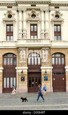 Architektonische Details des Teatro Arriaga Opernhauses, das 1985 nach der Zerstörung durch Überschwemmungen im Jahr 1985 in Bilbao Baskenland Euskadi Spanien wiederaufgebaut wurde Stockfoto