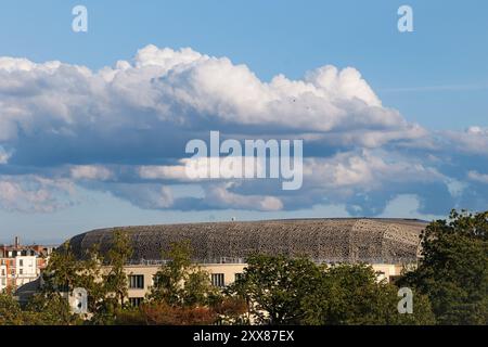 Teilansicht des Stadions Jean-Bouin aus der Ferne, Stockfoto