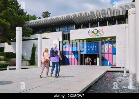 Schweiz, Kanton Waadt, Lausanne, das Olympische Museum im Stadtteil Ouchy, Paris Olympique Ausstellung, eine immersive Reise, die Geschichte der drei Pariser Ausgaben der Olympischen Spiele von 1900, 1924 und 2024, die Fassade Stockfoto