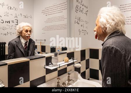 Schweiz, Kanton Waadt, Corsier sur Vevey, Chaplin's World Museum im Manoir de Ban, Wachsstatue von Albert Einstein Stockfoto