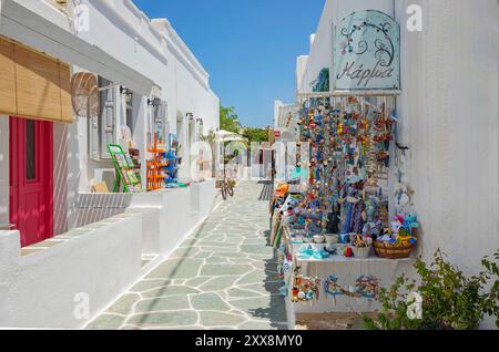 Griechenland, Kykladen, Folegandros, Souvenirladen, Chora Stockfoto