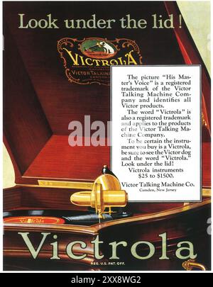 1922 Victrola Instruments Ad - The Victor Talking Machine Company war ein US-amerikanischer Hersteller von Tonträgern und Tonträgern Stockfoto