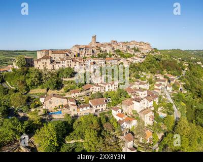 Frankreich, Tarn, Cordes-sur-Ciel, bezeichnet als die schönsten Dörfer Frankreichs, das Dorf auf der Spitze des Puech de Mordagne (aus der Vogelperspektive) Stockfoto