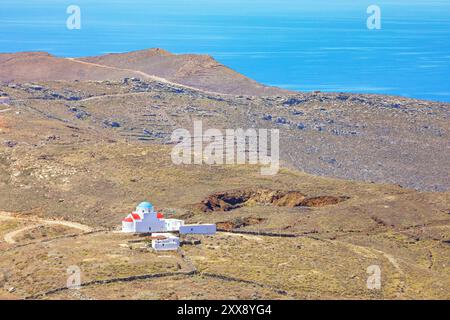 Griechenland, Kykladen-Inseln, Serifos-Insel, Blick auf die Kirche Agia Triada in der Nähe des Dorfes Mega Livadi Stockfoto