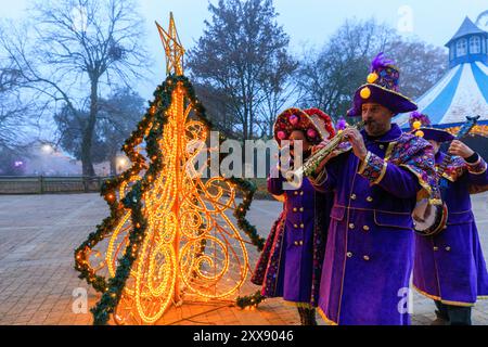 Frankreich, Lot et Garonne, Agen, Walygator Vergnügungspark, Weihnachtsdekoration von Blachere Illumination Stockfoto