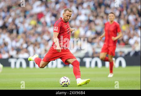 firo: 10.08.2024, Fußball, 1.Liga, 1.Bundesliga, Saison 2024/2025, Freundschaftsspiel, Besuch Malta Cup Tottenham Hotspur - FC Bayern München Harry Kane vom FC Bayern München Einzelaktion, Stockfoto