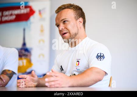 Stuttgart, Deutschland. August 2024. Para Athletics: Niko Kappels Medientag vor den Paralympischen Spielen in Paris 2024. Niko Kappel nimmt an einer Pressekonferenz Teil. Quelle: Tom Weller/dpa/Alamy Live News Stockfoto