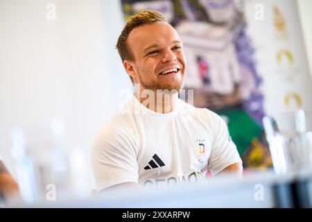 Stuttgart, Deutschland. August 2024. Para Athletics: Niko Kappels Medientag vor den Paralympischen Spielen in Paris 2024. Niko Kappel nimmt an einer Pressekonferenz Teil. Quelle: Tom Weller/dpa/Alamy Live News Stockfoto