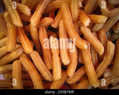 Galicien , Spanien. Nahaufnahme von Churros. Typisch spanisches Essen, das am besten zum Frühstück mit heißer Schokolade gegessen wird Stockfoto