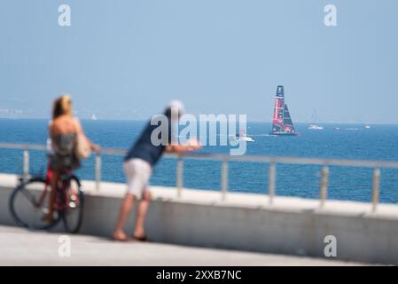 Turin, Turin, Italien. August 2024. Fans, die sich die Vorregatten ansehen (Credit Image: © Matteo SECCI/ZUMA Press Wire), NUR REDAKTIONELLE VERWENDUNG! Nicht für kommerzielle ZWECKE! Stockfoto