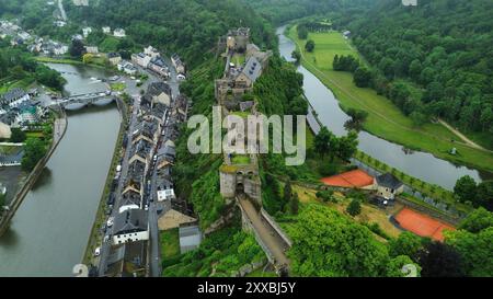 Drohnenfoto Bouillon Castle Belgien europa Stockfoto