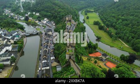 Drohnenfoto Bouillon Castle Belgien europa Stockfoto