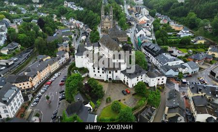 Drohnenfoto Schloss Clervaux Luxemburg europa Stockfoto