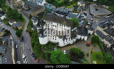 Drohnenfoto Schloss Clervaux Luxemburg europa Stockfoto