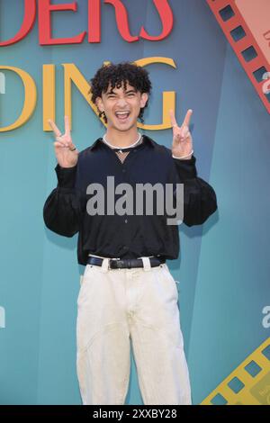 August 2024, Los Angeles, Kalifornien, USA: LOS ANGELES, CA - 22. AUGUST 2024: Faly Rakotohavana in der 4. Staffel Premiere von Hulus einzigen Morden im Gebäude in den Paramount Studios. (Kreditbild: © Nina Prommer/ZUMA Press Wire) NUR REDAKTIONELLE VERWENDUNG! Nicht für kommerzielle ZWECKE! Stockfoto