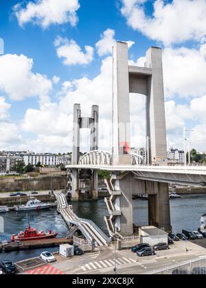 Brest, Frankreich; 14. August 2024: Recouvrance-Brücke in Brest, Bretagne, Frankreich Stockfoto