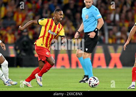 Linse, Frankreich. August 2024. Wesley Said (22) von RC Lens, die während der Conference League gezeigt wurden, spielte das erste Legspiel in der Saison 2024-2025 zwischen Racing Club de Lens und Panathinaikos am 22. August 2024 in Lens, Frankreich. (Foto: David Catry/Sportpix) Credit: Sportpix/Alamy Live News Stockfoto