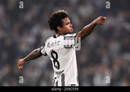 Torino, Italien. Oktober 2022. Foto Fabio Ferrari/LaPresse 21 Ottobre 2022 - Turin, Italien - Sport, calcio - Juventus vs Empoli - Campionato italiano di calcio Serie A TIM 2022/2023 - Juventus Stadion. Nella Foto: Weston McKennie (Juventus F.C.); esultanza dopo il gol del 2-0 21. Oktober 2022 Turin, Italien - Sport, calcio -Juventus vs Empoli - italienische Fußballmeisterschaft der Serie A 2022/2023 - Juventus Stadium. Im Bild: Weston McKennie nach dem Tor 2-0 Credit: LaPresse/Alamy Live News Stockfoto