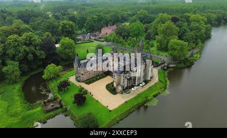 Drohnenfoto Schloss Marnix de Sainte-Aldegonde belgien europa Stockfoto