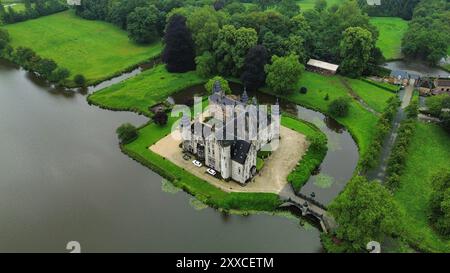 Drohnenfoto Schloss Marnix de Sainte-Aldegonde belgien europa Stockfoto