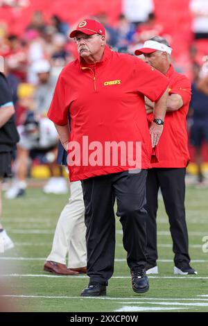 22. August 2024: Andy Reid, Cheftrainer der Kansas City Chiefs, vor einem Vorsaisonspiel gegen die Chicago Bears im GEHA Field im Arrowhead Stadium in Kansas City, MO. David Smith/CSM Stockfoto