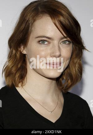Emma Stone bei der 5. Biennale Stand Up to Cancer, die am 9. September 2016 in der Walt Disney Concert Hall in Los Angeles, USA, stattfand Stockfoto