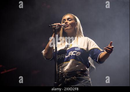 Reading, Berkshire, United Kingdom. 23rd August 2024. Jorja Smith performs at Reading Festival,. Cristina Massei/Alamy Live News Stock Photo