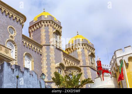 Sintra, Portugal, berühmtes portugiesisches Wahrzeichen, Pena Palace oder Palacio da Pena, Europa Stockfoto