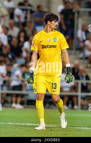 Faro, Portugal. August 2024. Vladan Kovacevic (Sporting CP) wurde während des Spiels zwischen den Teams des SC Farense und Sporting CP in Estadio Algarve gesehen. Ergebnis: SC Farense 0-5 Sorting CP Credit: SOPA Images Limited/Alamy Live News Stockfoto