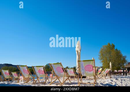 Die Strandbar am Elbufer in Magdeburg. Die Strandbar z Stockfoto