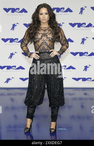 Demi Lovato bei den MTV Video Music Awards 2017, die am 27. August 2017 im Forum in Inglewood, USA, stattfanden Stockfoto