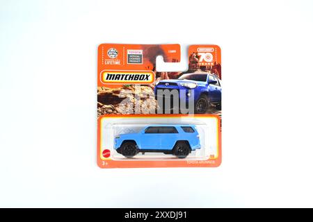 Matchbox Toyota 4Runner Spielzeugauto Modell in Box Verpackung – Wales, Großbritannien – 10. August 2024 Stockfoto