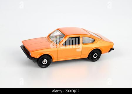 Matchbox 1975 Opel Kadett Spielzeugauto Modell – Wales, Großbritannien – 22. August 2024 Stockfoto