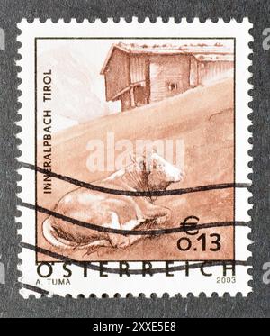 Gestempelte Briefmarke, gedruckt von Österreich, die Alpachtal, Tirol, Urlaubsland Österreich, um 2003 zeigt. Stockfoto