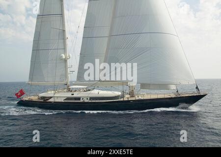 Perini Navi Segelyacht Santa Maria Stockfoto