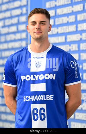 Porträt Stepan Zeman (VfL Gummersbach 66) DAIKIN Handball Bundesliga, 1 Bundesliga, VfL Gummersbach, Mannschaftspraesentation Spielzeit 2024/2025, Schwalbe Arena Gummersbach, 23.08.2024 Foto: Eibner-Pressefoto/Jürgen Augst Stockfoto