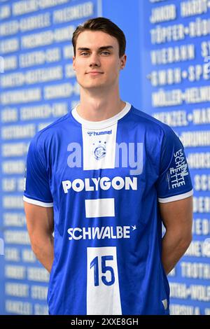 Portrait Miro Schluroff (VfL Gummersbach 15)        DAIKIN Handball Bundesliga, 1 Bundesliga, VfL Gummersbach, Mannschaftspraesentation Spielzeit 2024/2025, Schwalbe Arena Gummersbach, 23.08.2024                                                 Foto: Eibner-Pressefoto/Juergen Augst Stock Photo