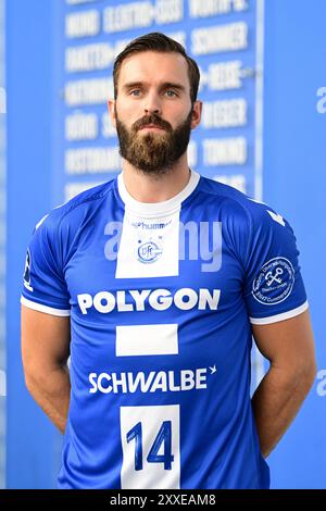 Gummersbach, Deutschland. 23rd Aug, 2024. Portrait Teitur Einarsson (VfL Gummersbach 14) DAIKIN Handball Bundesliga, 1 Bundesliga, VfL Gummersbach, Mannschaftspraesentation Spielzeit 2024/2025, Schwalbe Arena Gummersbach, 23.08.2024 Foto: Eibner-Pressefoto/Juergen Augst Credit: dpa/Alamy Live News Stock Photo