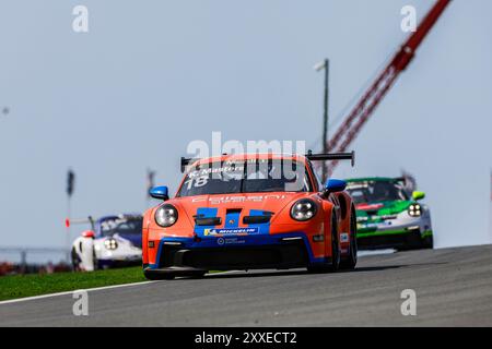 Zandvoort, Niederlande. August 2024. #18 Keagan Masters (ZA, Ombra), Porsche Mobil 1 Supercup auf dem Circuit Zandvoort am 23. August 2024 in Zandvoort, Niederlande. (Foto von HOCH ZWEI) Credit: dpa/Alamy Live News Stockfoto