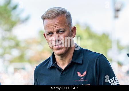 Münster, Deutschland. August 2024. 24.08.2024, SC Preussen Münster vs. 1. FC Kaiserslautern, 2. Bundesliga, 3. Spieltag Wichtiger Hinweis: Gemaess den Vorgaben der DFL Deutsche Fussball Liga bzw. Des DFB Deutscher Fussball-Bund ist es untersagt, in dem Stadion und/oder vom Spiel angefertigte Fotoaufnahmen in Form von Sequenzbildern und/oder videoaehnlichen Fotostrecken zu verwerten Foto: Bahho Kara/Kirchner-Media Credit: dpa/Alamy Live News Stockfoto