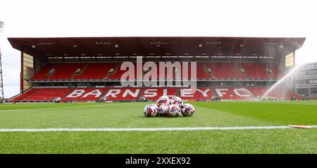 Oakwell Stadium, Barnsley, England - 24. August 2024 Allgemeine Ansicht des Bodens - vor dem Spiel Barnsley gegen Northampton Town, Sky Bet League One, 2024/25, Oakwell Stadium, Barnsley, England - 24. August 2024 Credit: Arthur Haigh/WhiteRosePhotos/Alamy Live News Stockfoto