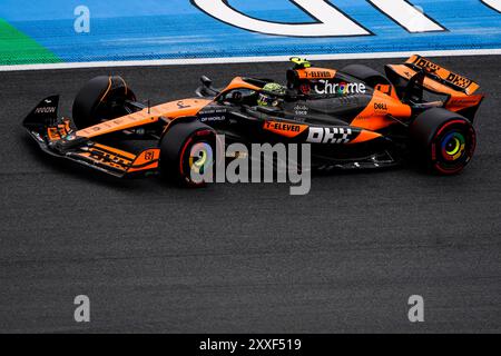 Zandvoort, Niederlande. August 2024. ZANDVOORT, NIEDERLANDE - 24. AUGUST: Lando Norris von McLaren trat am 24. August 2024 in Zandvoort in der Qualifikation an. (Foto von Andre Weening/Orange Pictures) Credit: Orange Pics BV/Alamy Live News Stockfoto