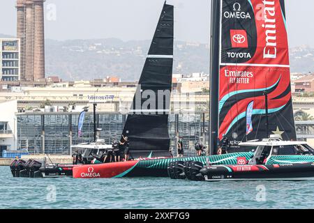 America's Cup 2024 Barcelona - Vorrunde Regatta - Emirates Team Neuseeland (Neuseeland) Stockfoto