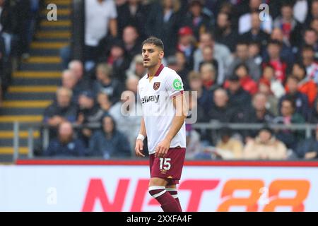 Selhurst Park, Selhurst, London, Großbritannien. August 2024. Premier League Football, Crystal Palace gegen West Ham United; Konstantinos Mavropanos von West Ham United Credit: Action Plus Sports/Alamy Live News Stockfoto