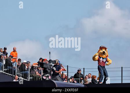 Zandvoort, Niederlande. August 2024. Atmosphäre des Kreislaufs. Formel-1-Weltmeisterschaft, Rd 15, großer Preis der Niederlande, Samstag, 24. August 2024. Zandvoort, Niederlande. Quelle: James Moy/Alamy Live News Stockfoto