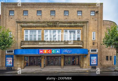 Das ehemalige Gaumont Palace Theater im Art déco-Stil, heute ein Mekka Bingo Hall, Taunton, Somerset, England, Großbritannien. Stockfoto