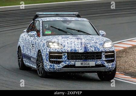 Zandvoort, Niederlande. August 2024. Medizinisches Auto; Symbolbild, 24.08.2024, Zandvoort (Niederlande), Motorsport, großer Preis der Niederlande 2024, F1 Academy Credit: dpa/Alamy Live News Stockfoto