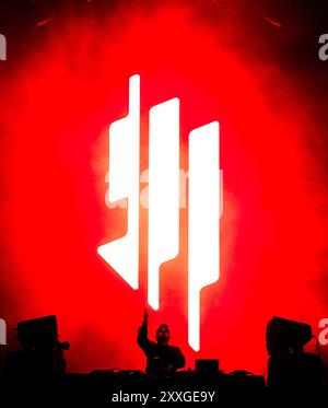 Skrillex tritt während des Leeds Festival 2024 im Bramham Park in Leeds auf. Bilddatum: Samstag, 24. August 2024. Stockfoto