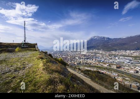 Grenoble Stadt sehen vom Standpunkt der Bastille aus Stockfoto